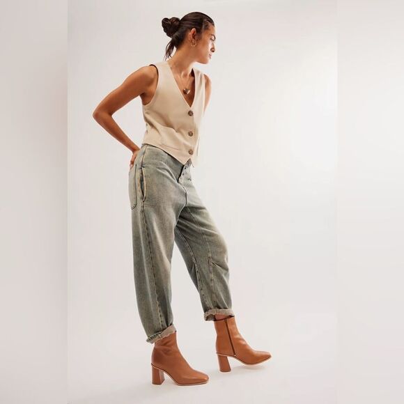 NEW Free People Sienna Leather Ankle Boots in Cognac - Picture 2 of 9